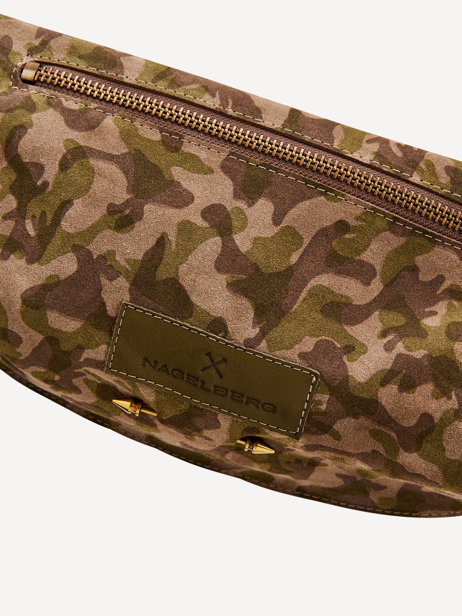 לואיז | פאוץ׳ תיק צד מעור | זמש קמופלאז׳