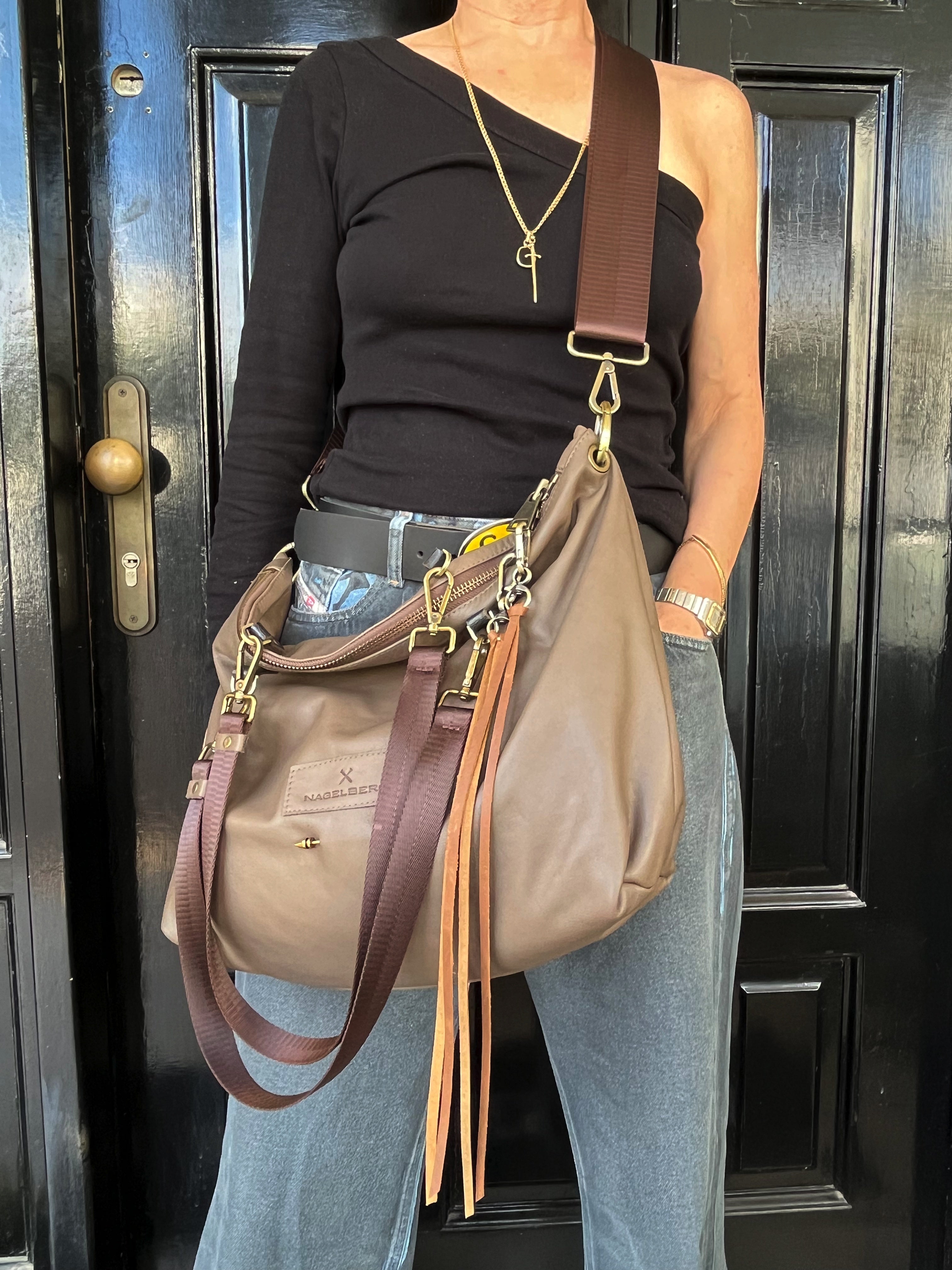 תמי | תיק עבודה גדול עם רוכסן | נאפה טואופ