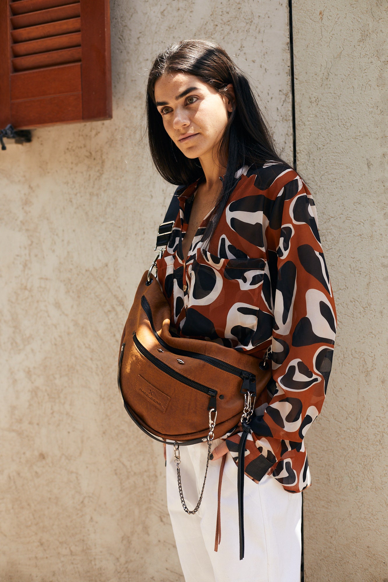 רותי | תיק צד פאוץ' מעור | חום כאמל