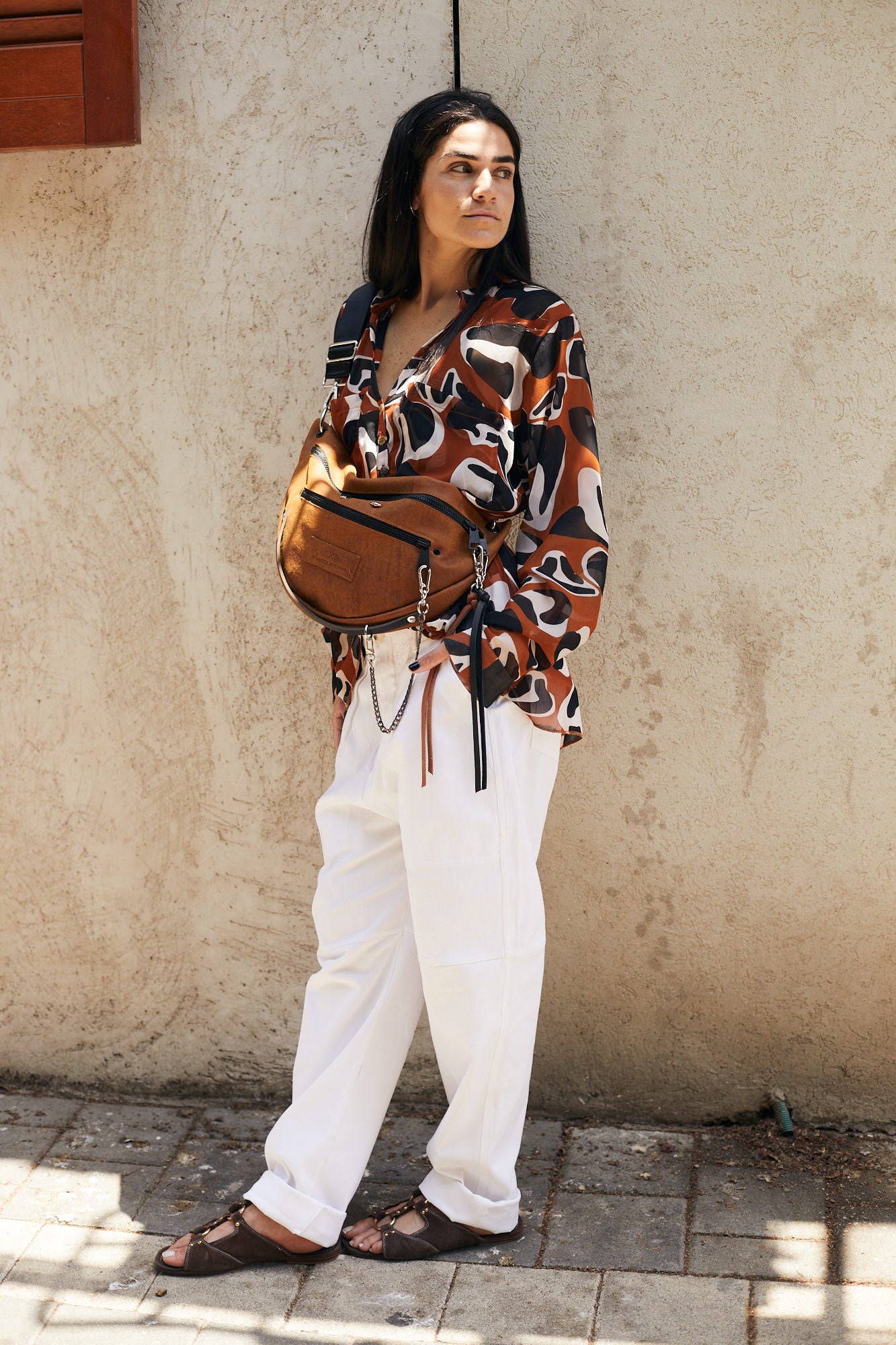 רותי | תיק צד פאוץ' מעור | חום כאמל