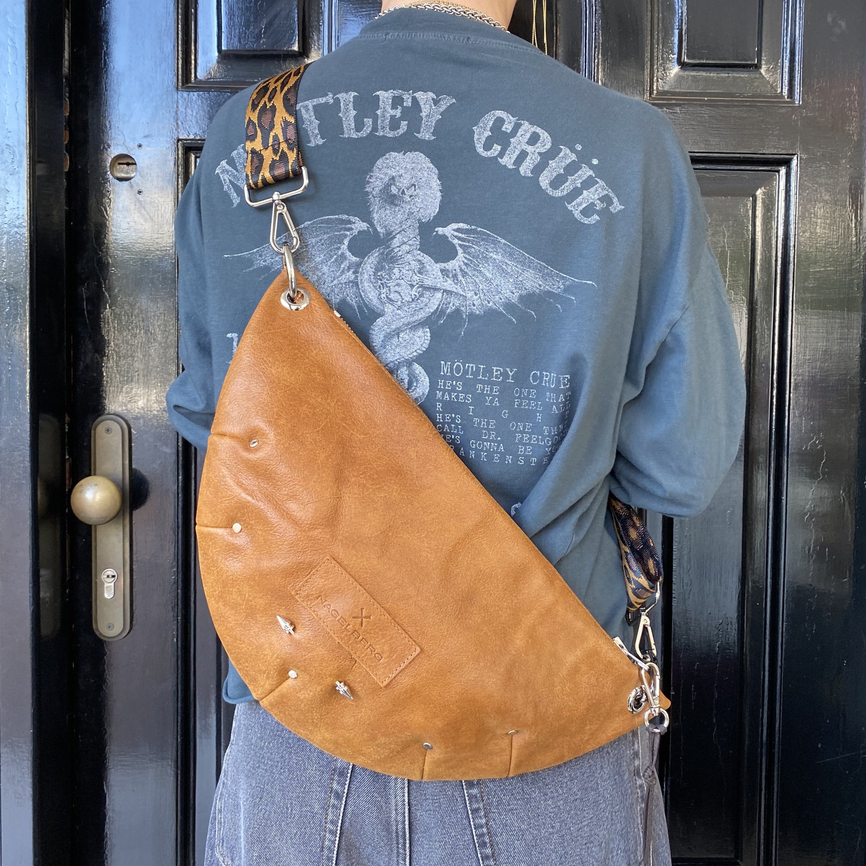 יעל | תיק צד פאוץ' מעור | וינטג' כאמל