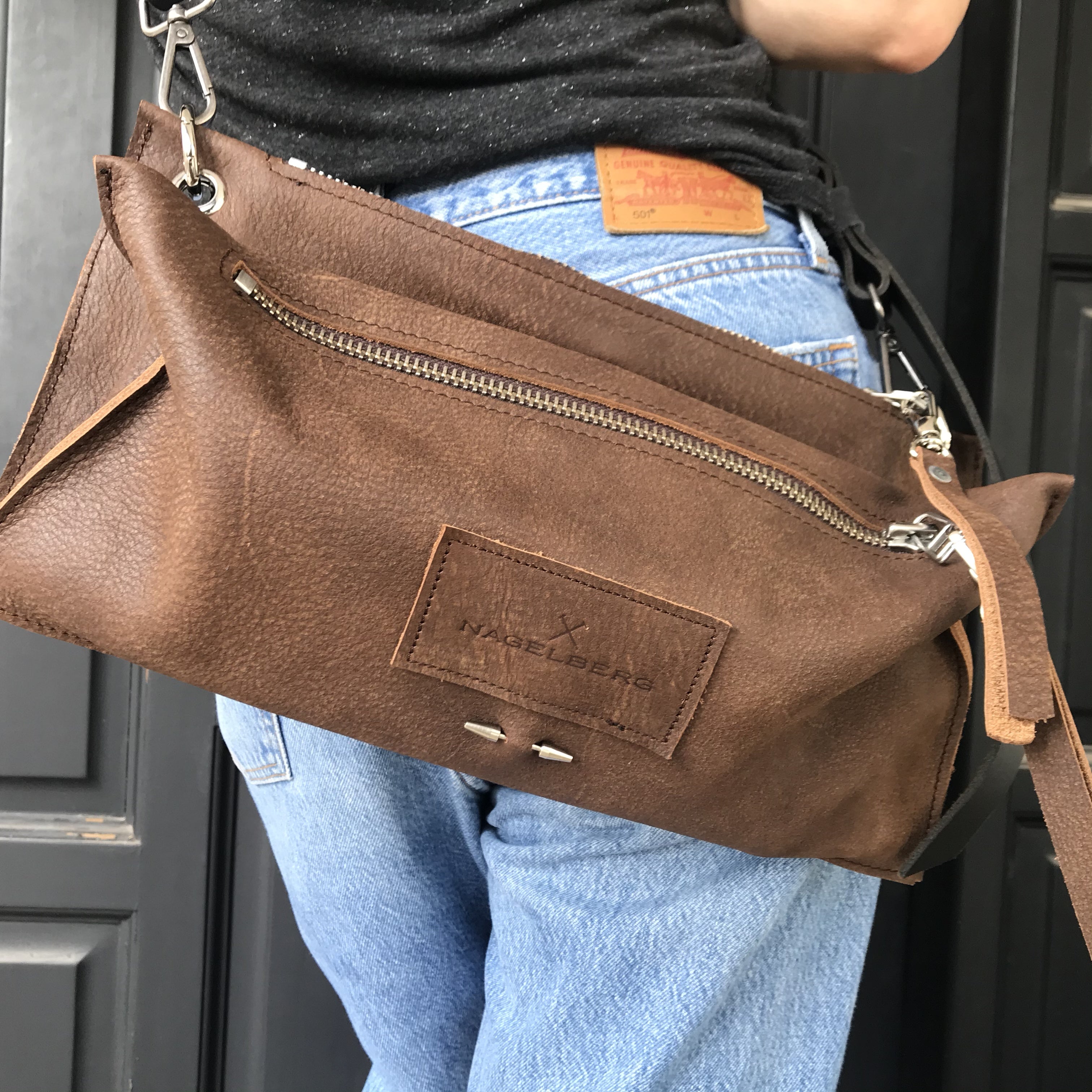 ג'ורדי | תיק צד מעור | חום שוקולד