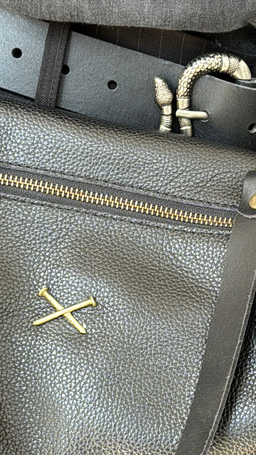 אביבה סמול | תיק צד מעור | ראם שחור