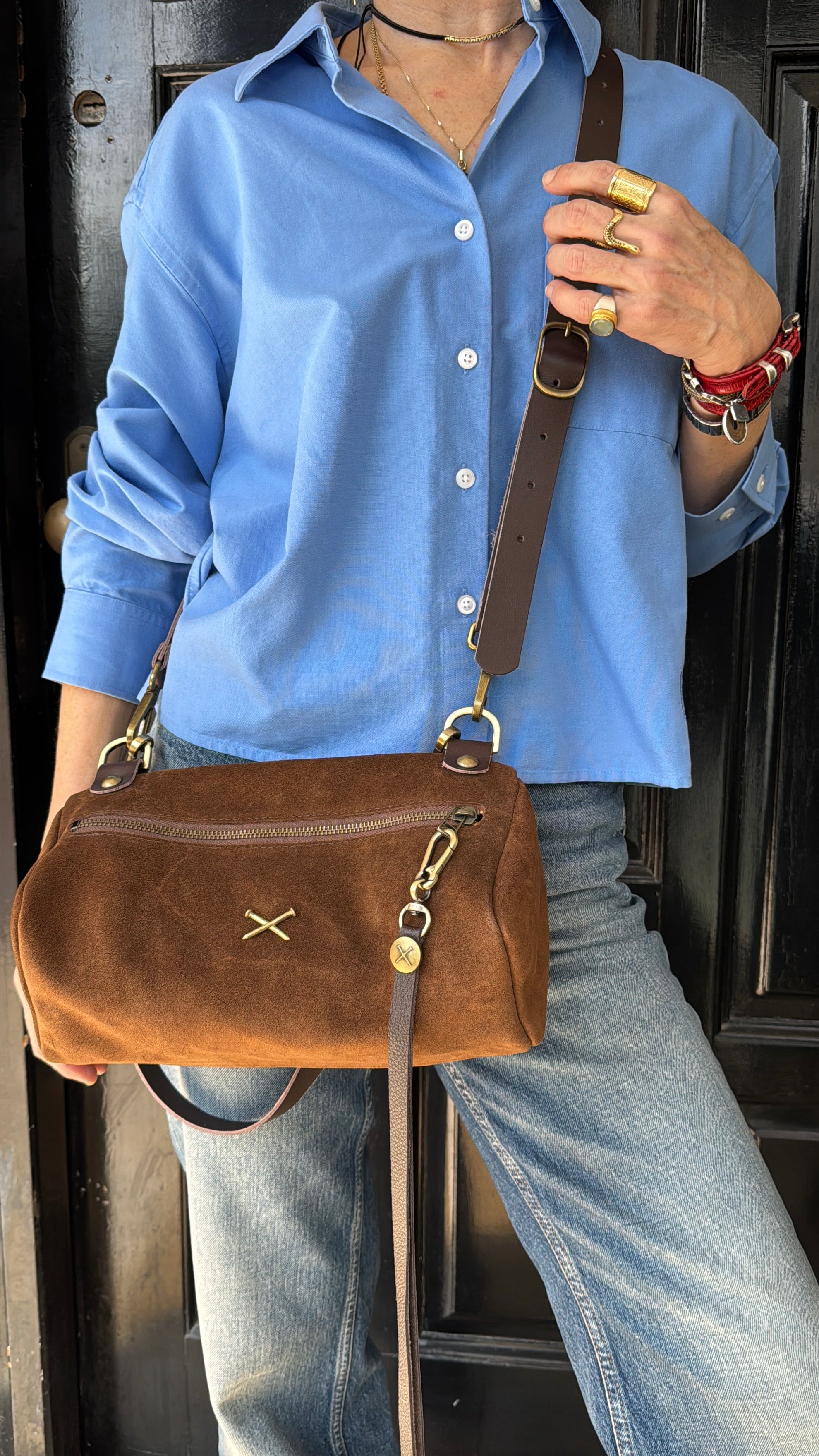 אביבה סמול | תיק צד מעור | זמש שוקולד